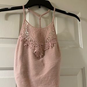 SO cropped halter top!